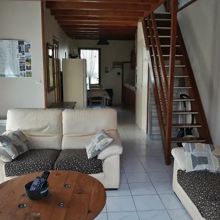 度假居 勒米斯特弗洛雷酒店 Coussay-les-Bois