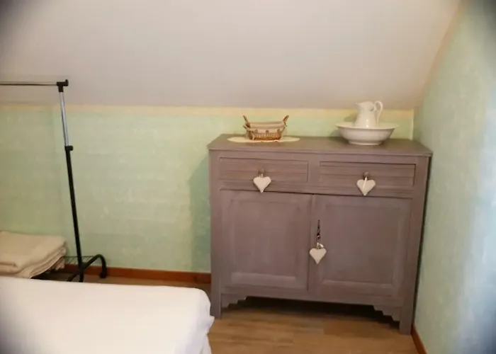 Le Misteflore Nyaraló *